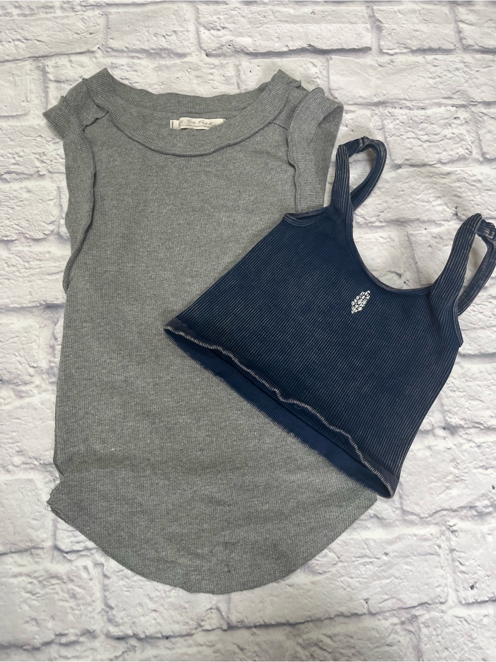 Free People bundle set lot blue fp movement crop and grey tank top  XS